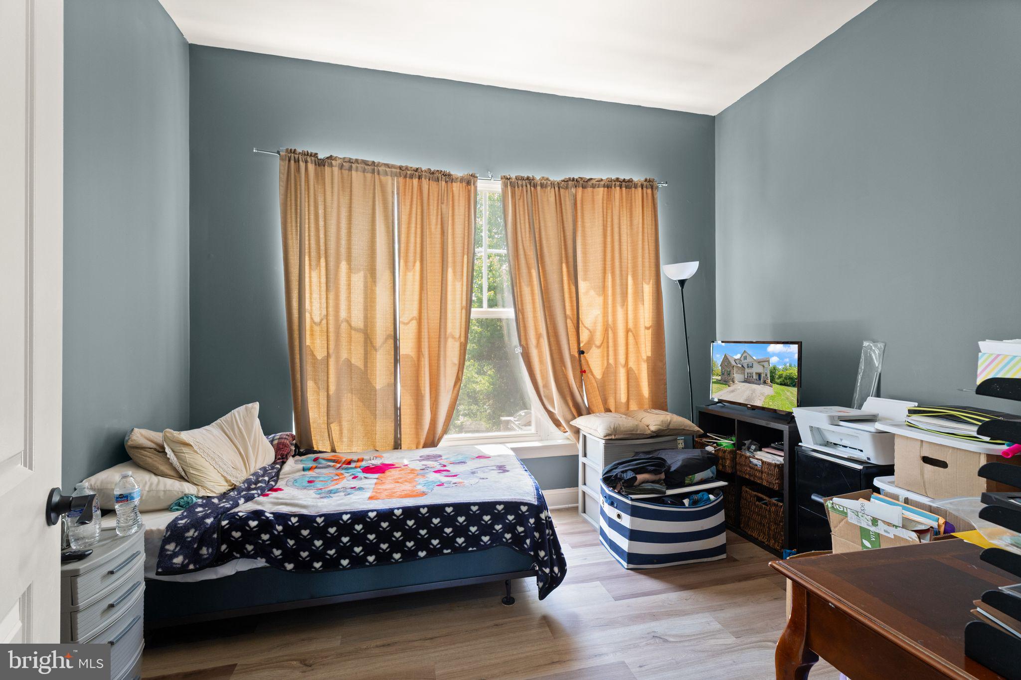 VICTORY LAKES - Residential