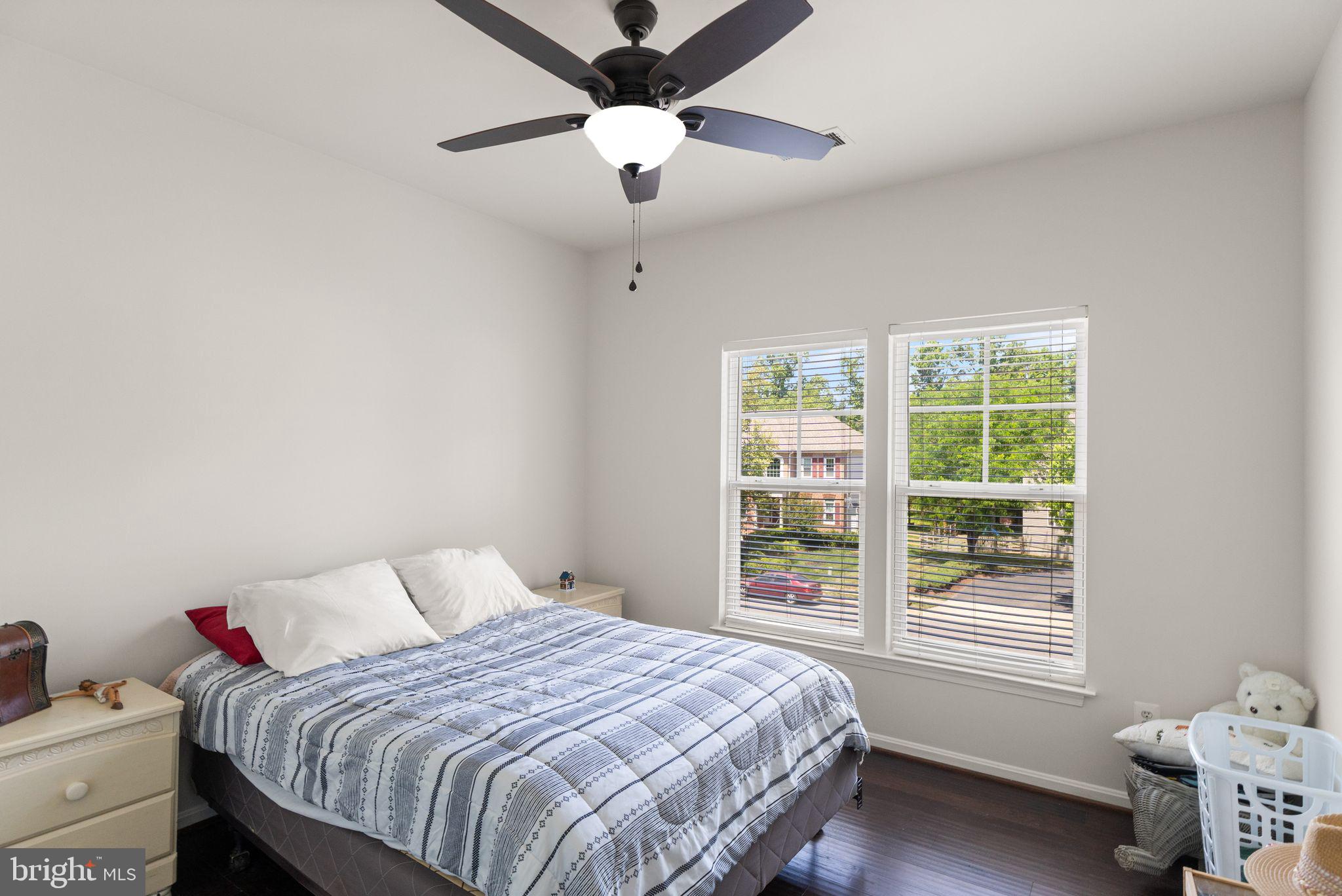 VICTORY LAKES - Residential