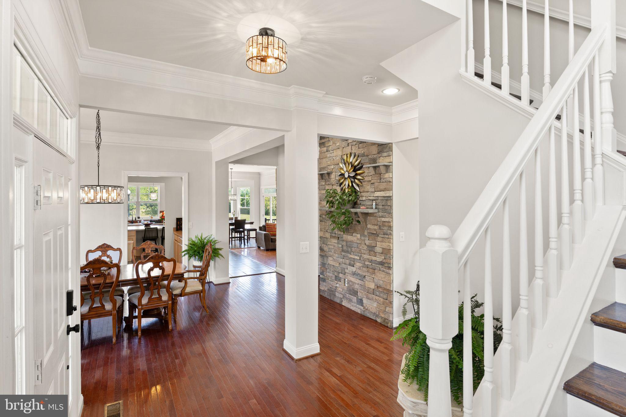 VICTORY LAKES - Residential