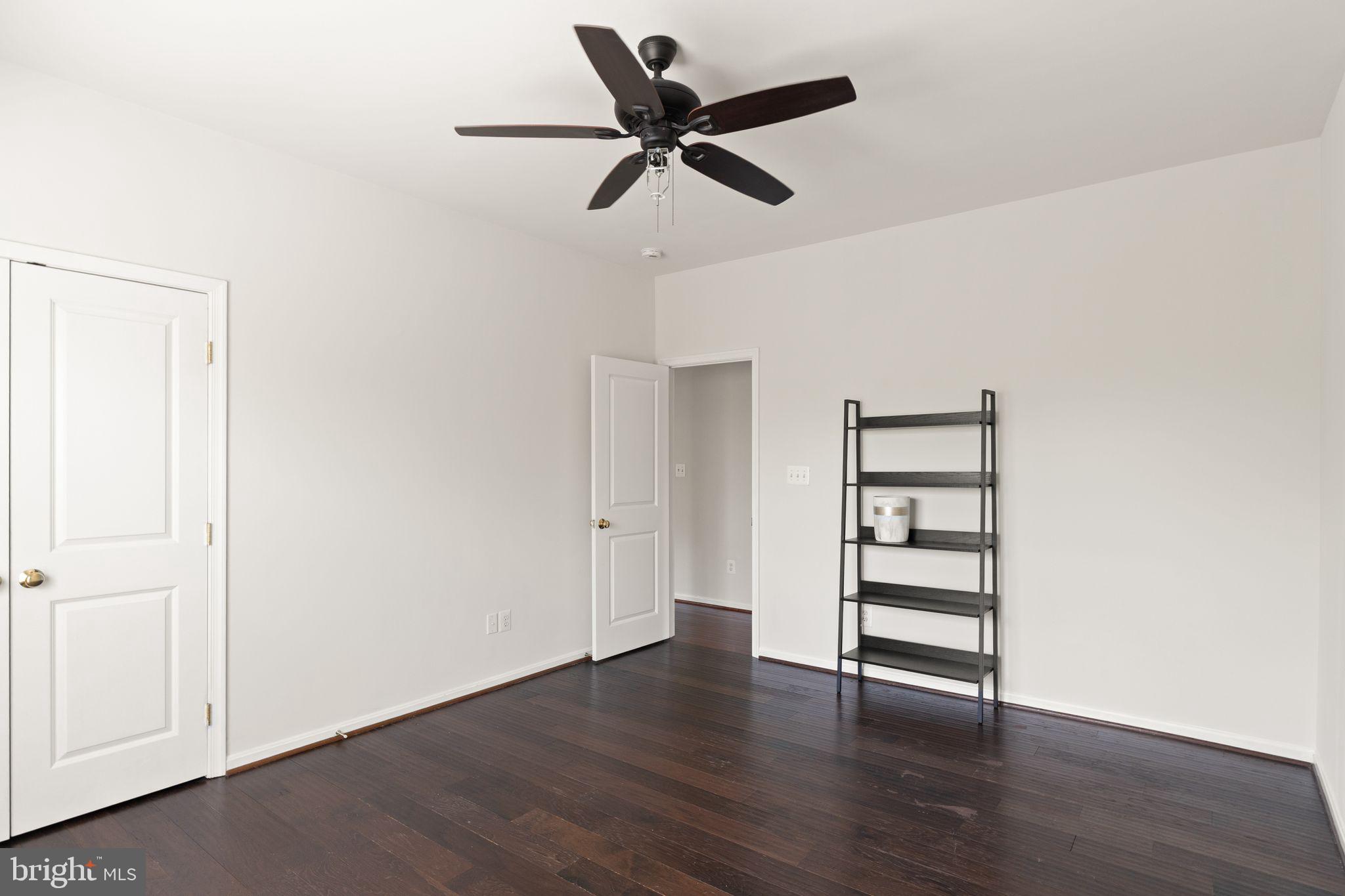 VICTORY LAKES - Residential