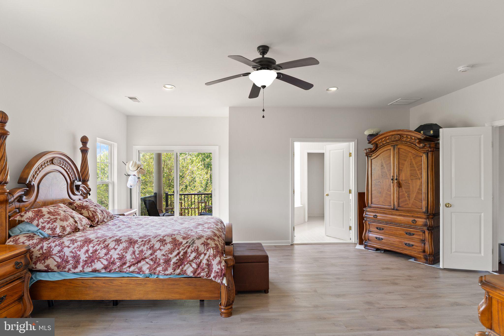 VICTORY LAKES - Residential