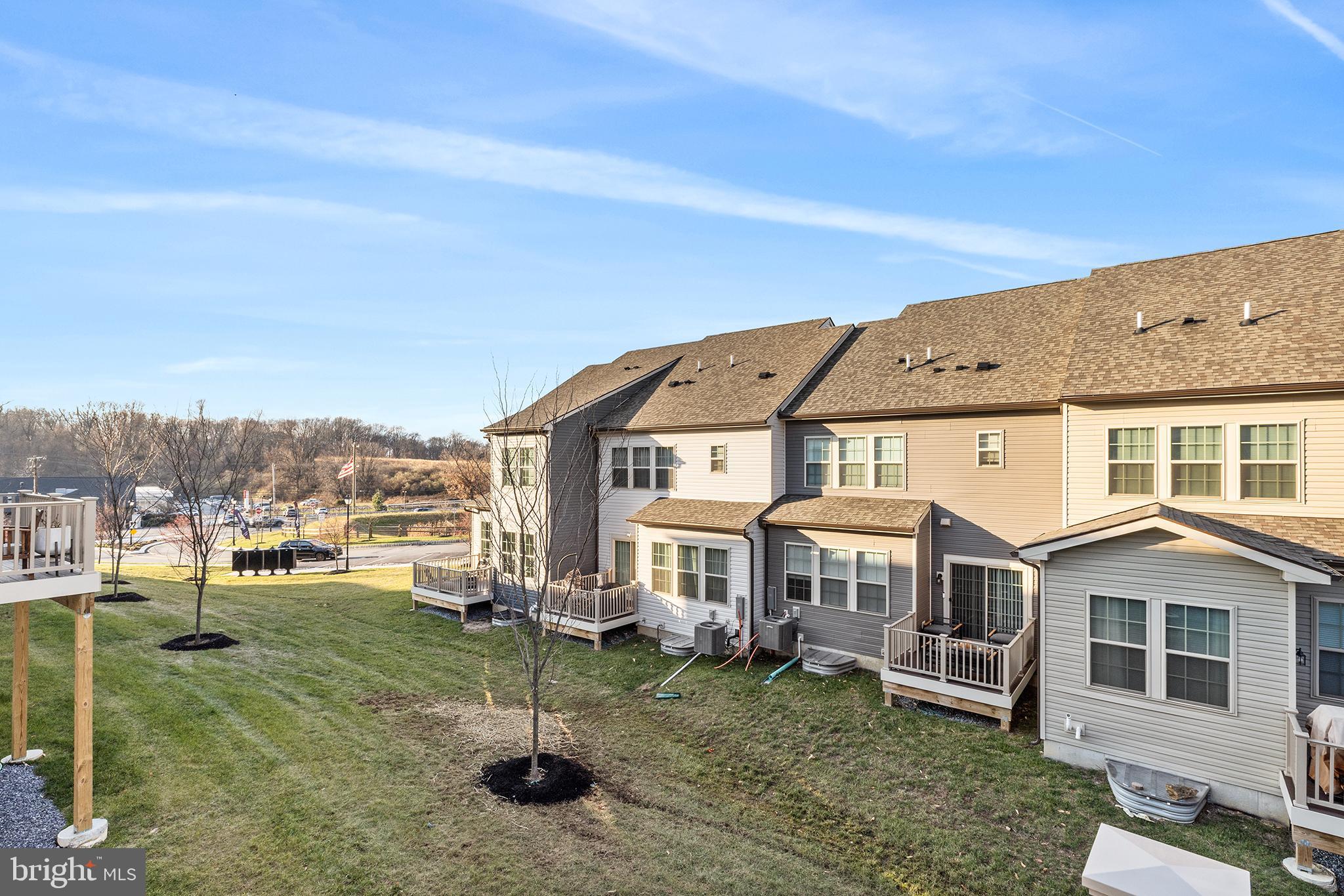 SPRING LAKE - Residential