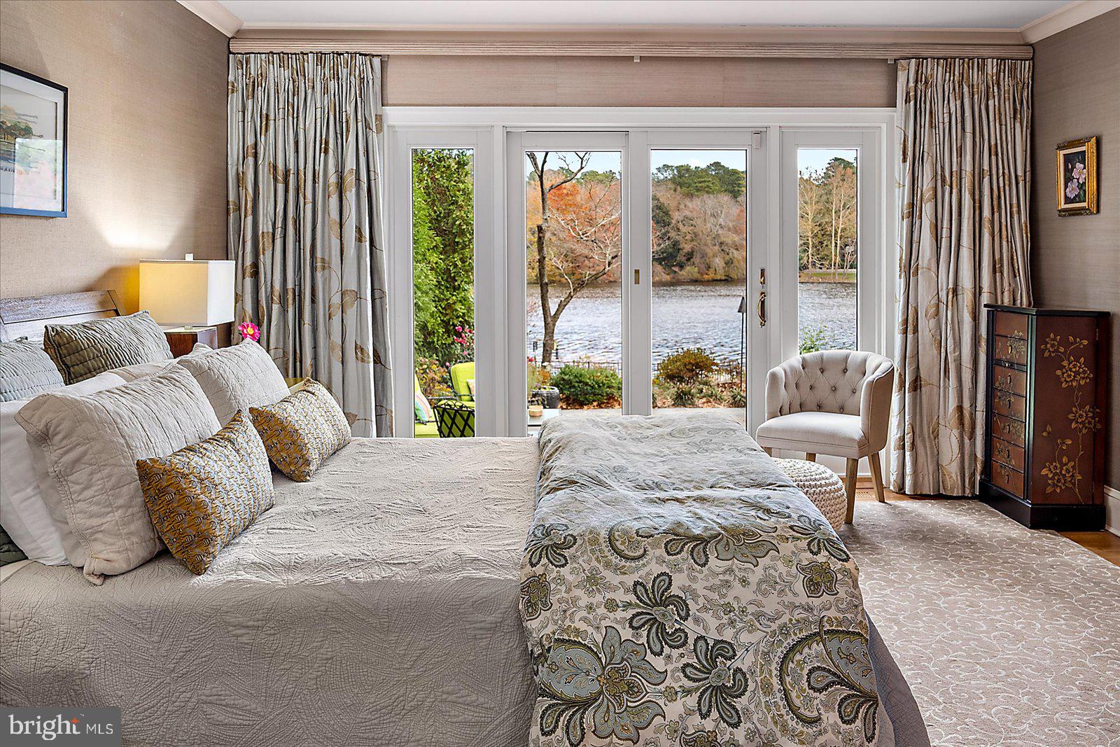 TONY TANK - Residential