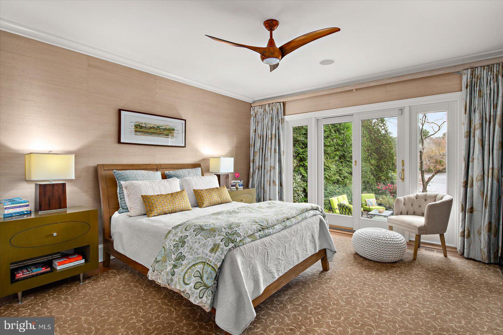 TONY TANK - Residential