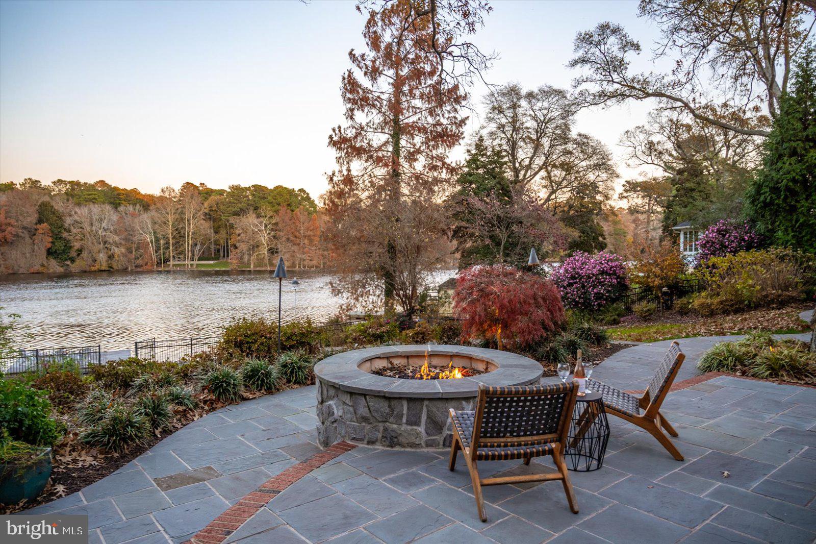 TONY TANK - Residential