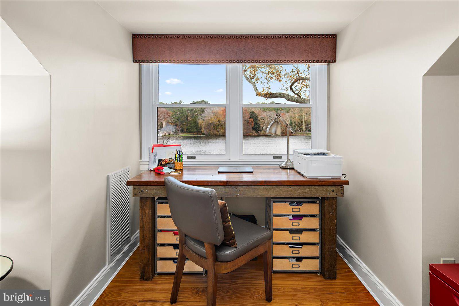 TONY TANK - Residential