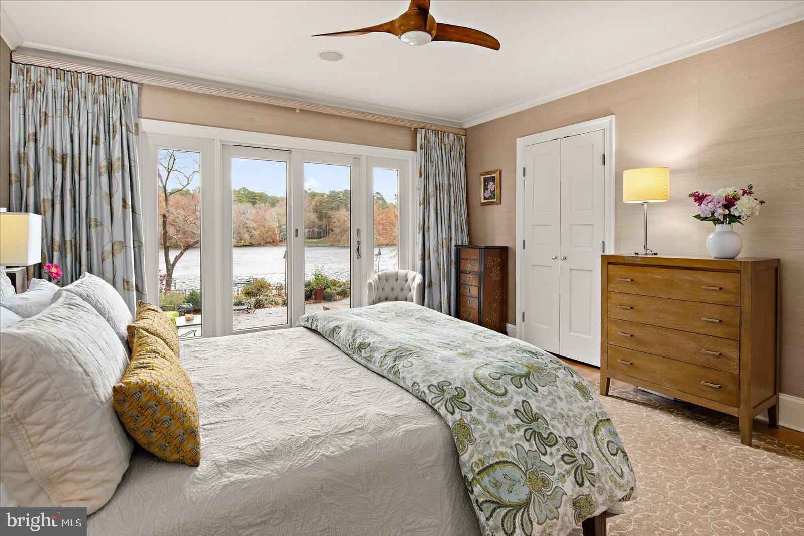 TONY TANK - Residential