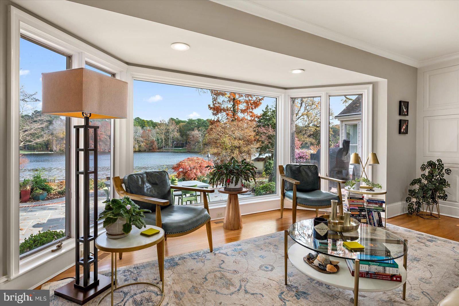 TONY TANK - Residential