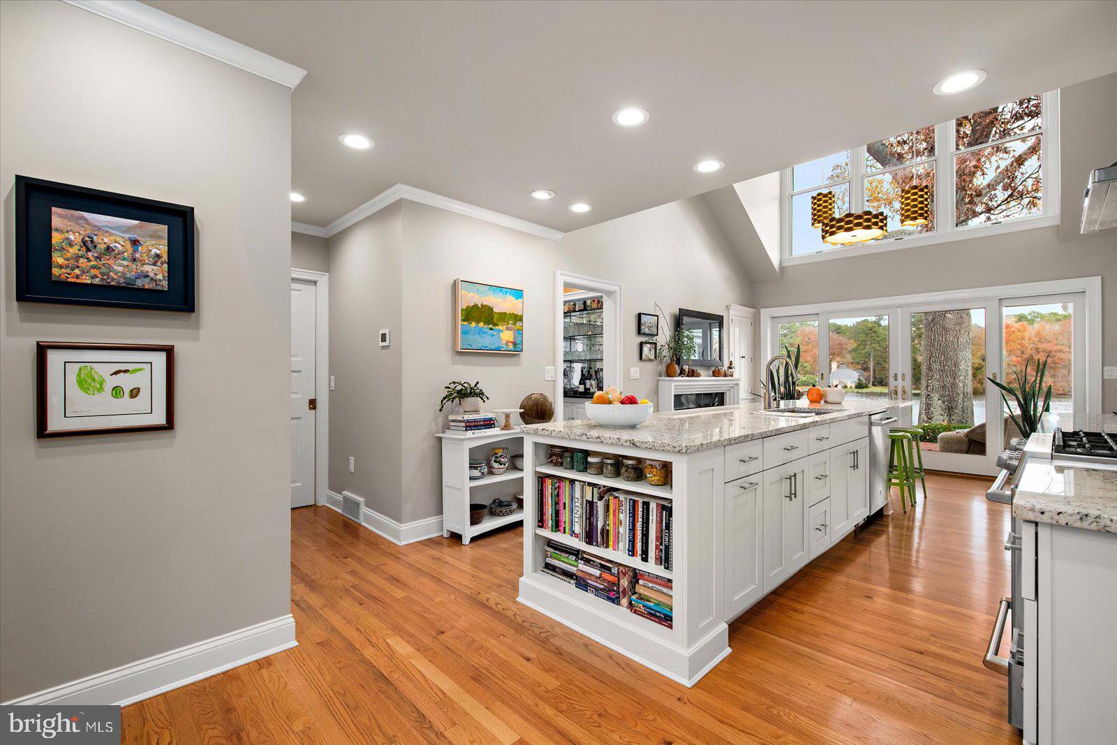 TONY TANK - Residential