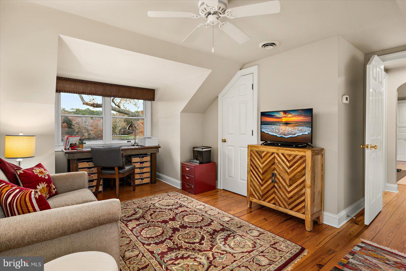 TONY TANK - Residential