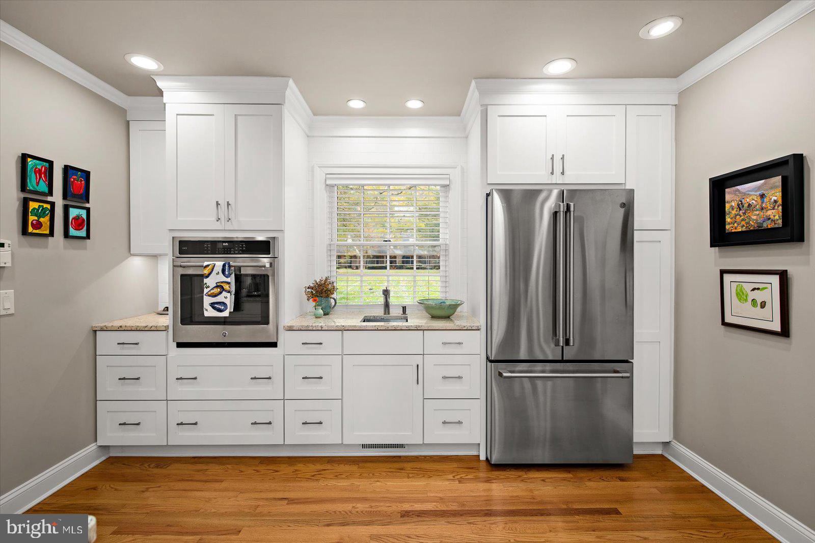 TONY TANK - Residential