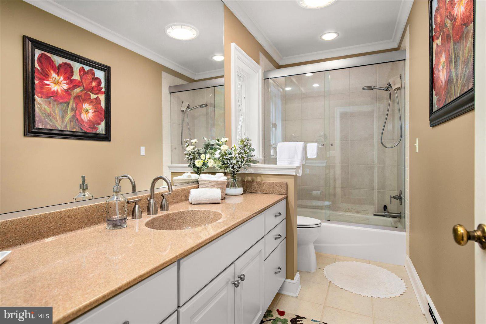 TONY TANK - Residential