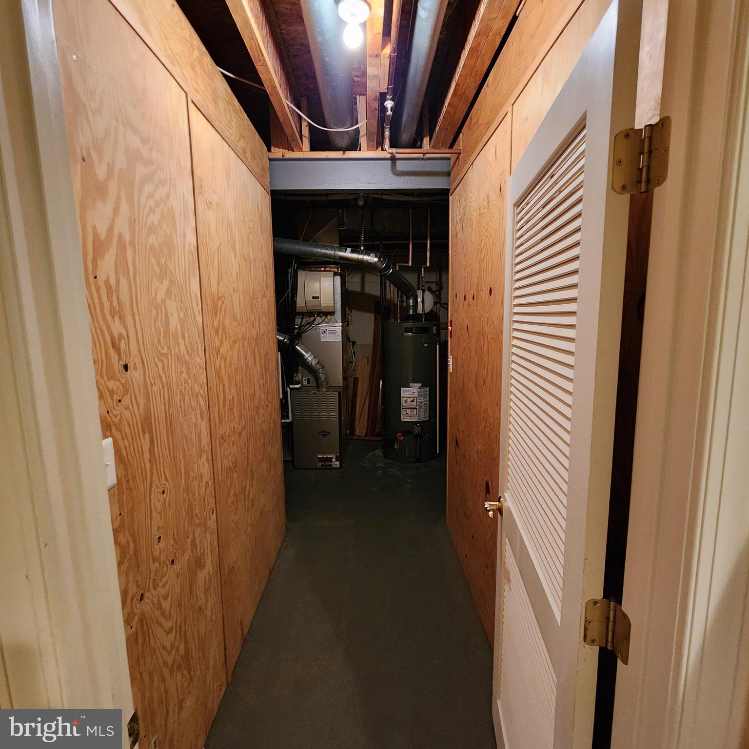 CALVERTON - Residential