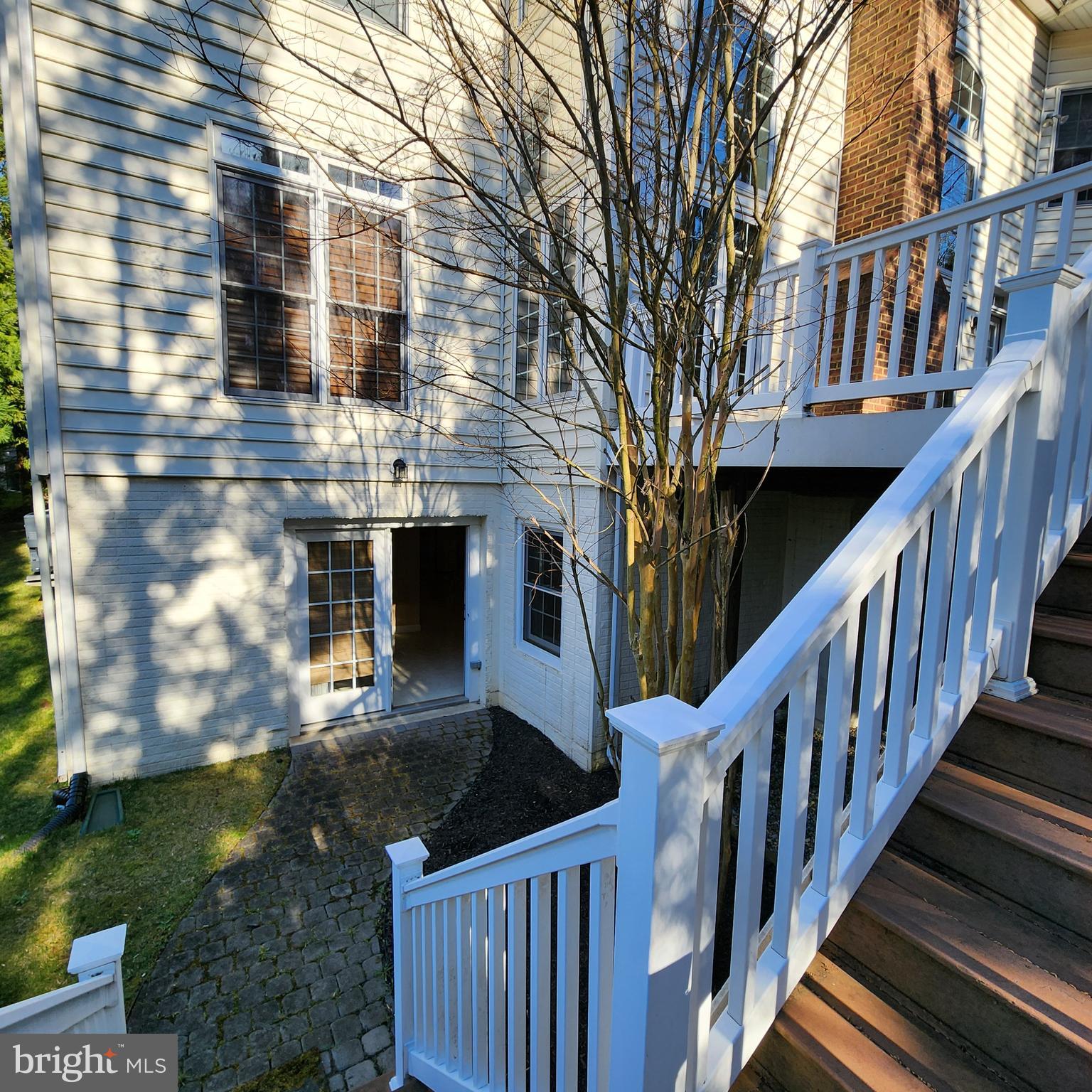 CALVERTON - Residential