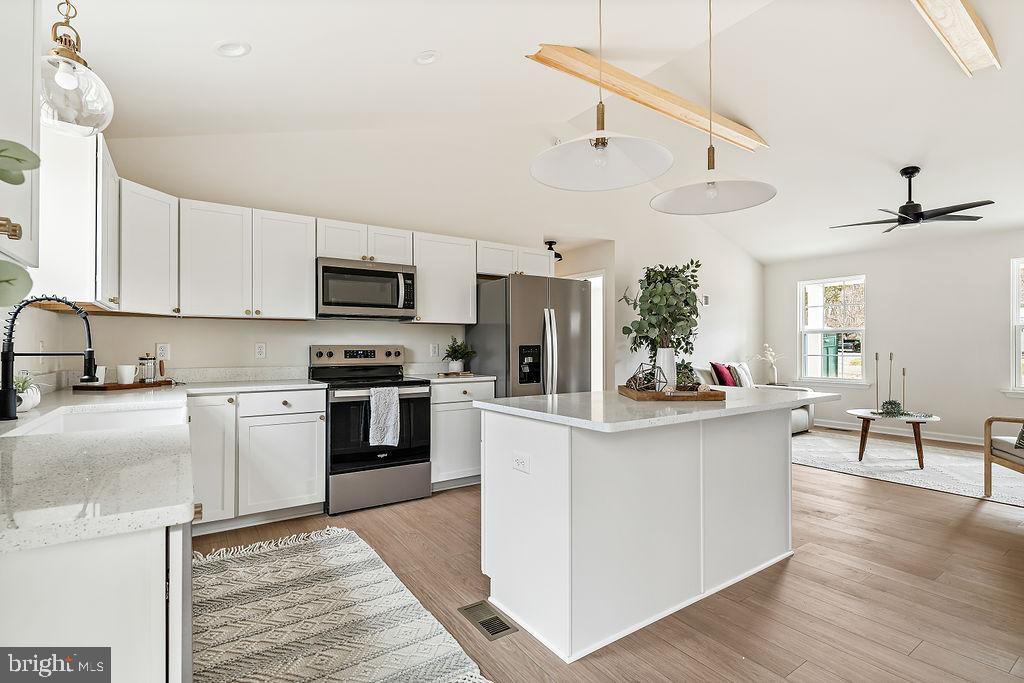 WOODLYN ACRES - Residential