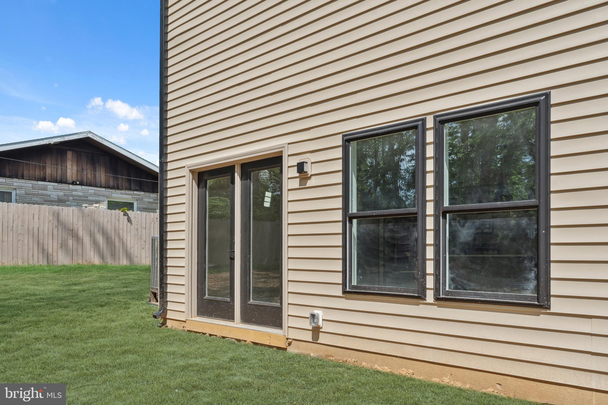 NORTH END - Residential