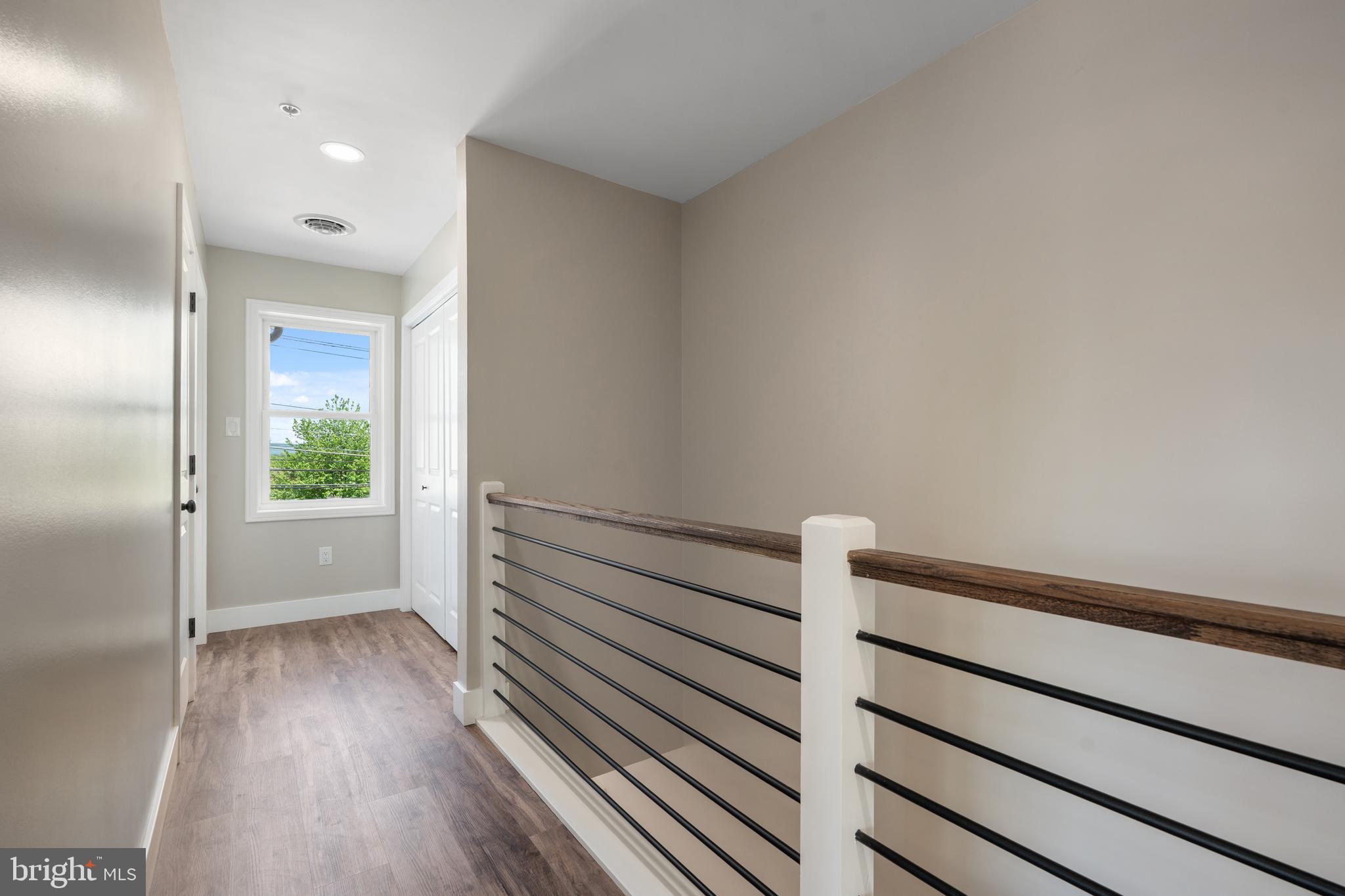 NORTH END - Residential