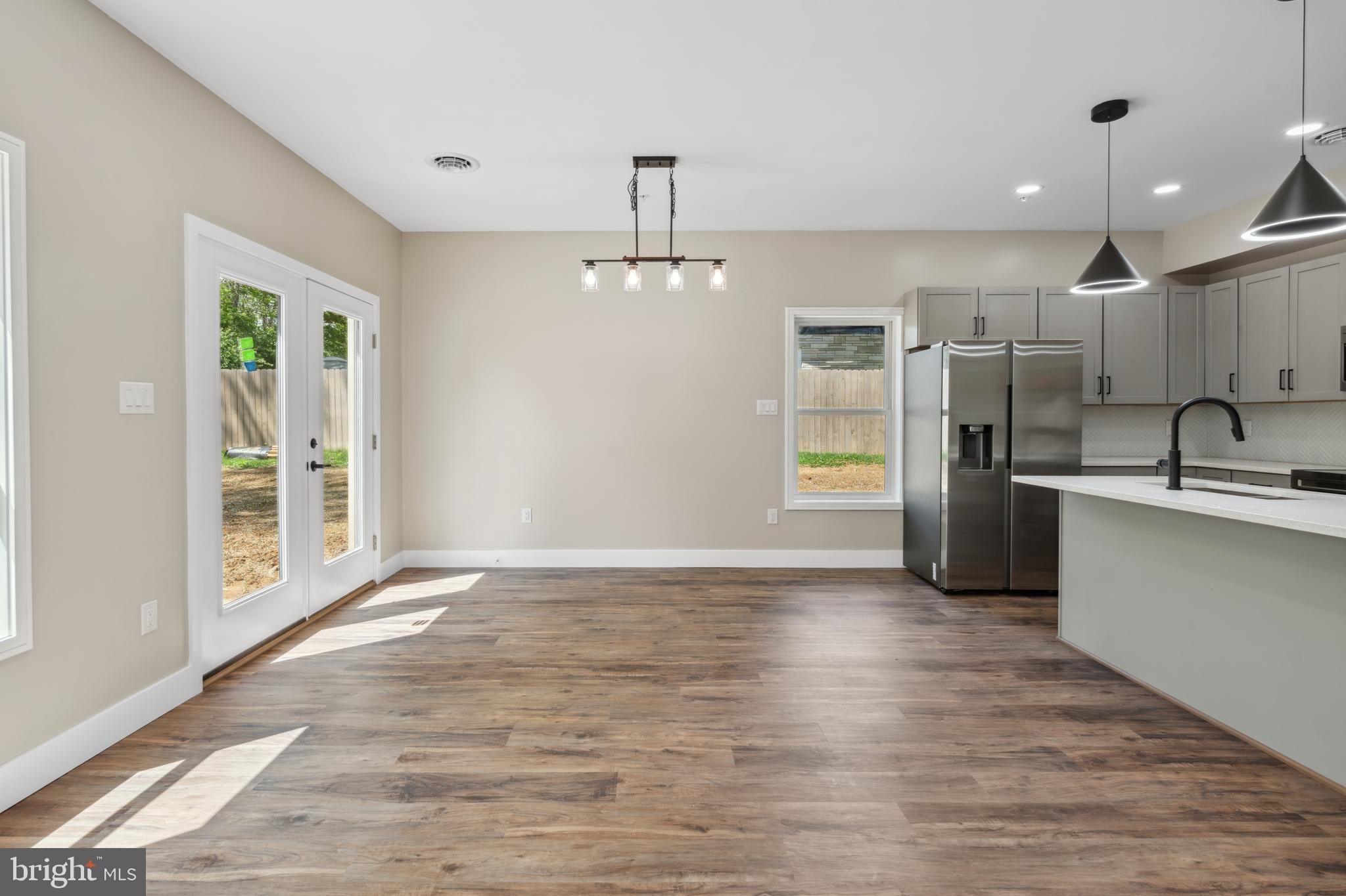 NORTH END - Residential