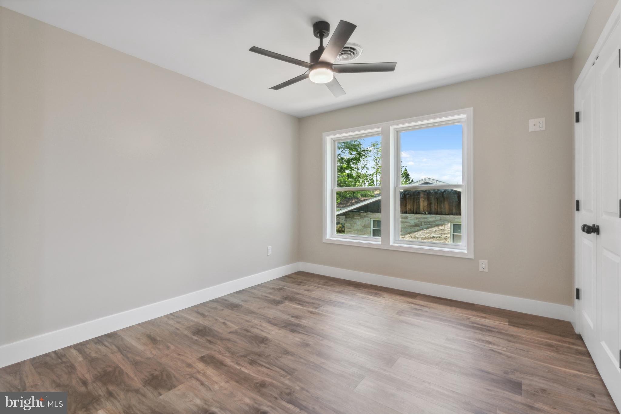 NORTH END - Residential