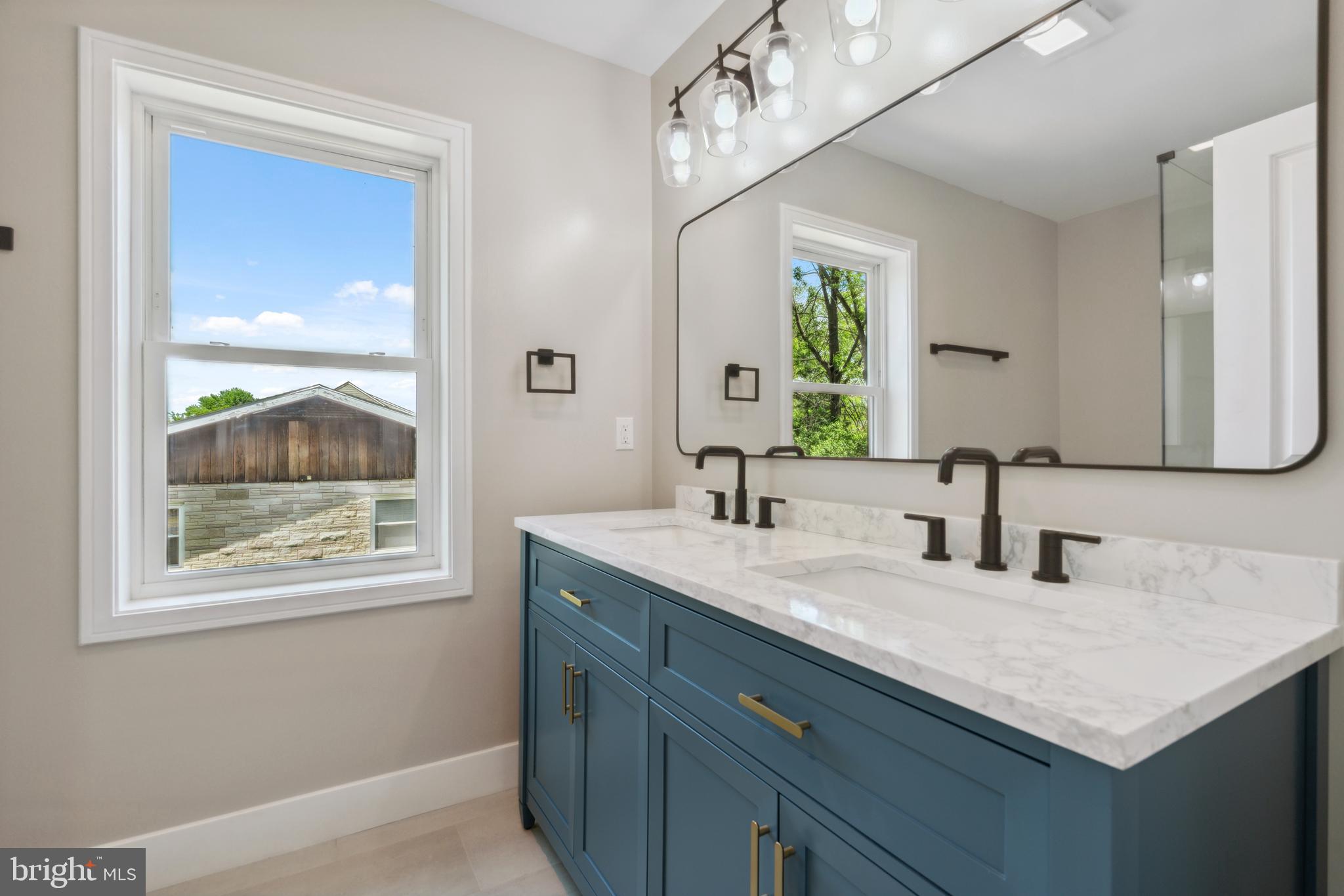 NORTH END - Residential