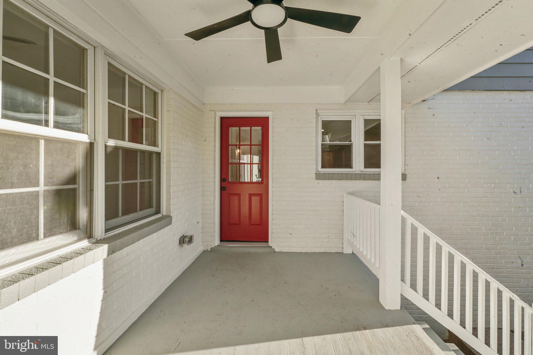 OVER LEE KNOLLS - Residential