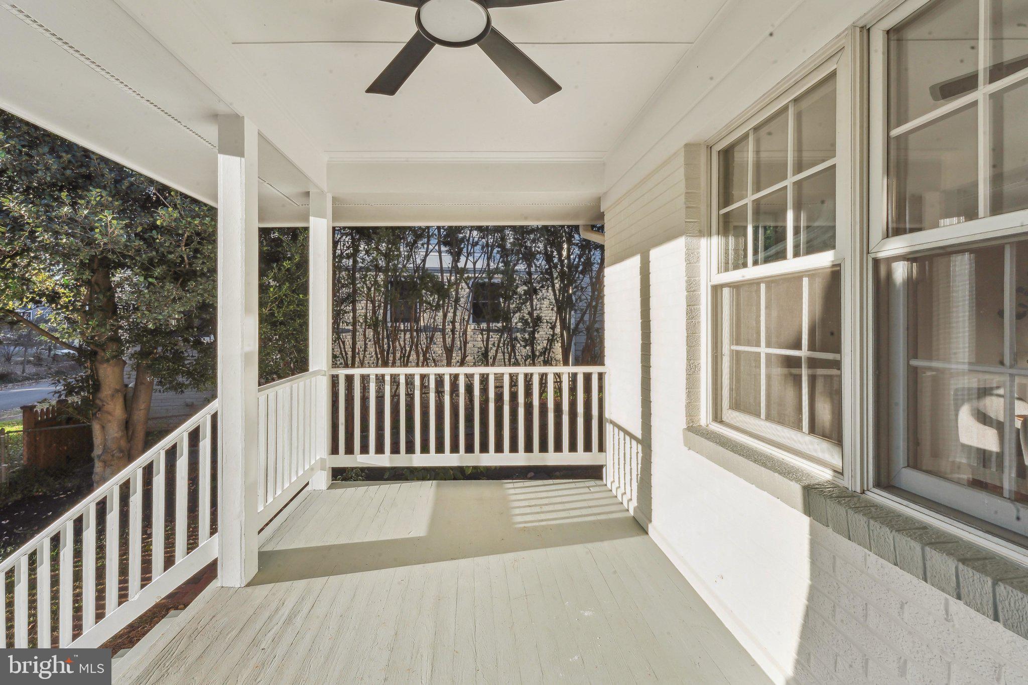 OVER LEE KNOLLS - Residential