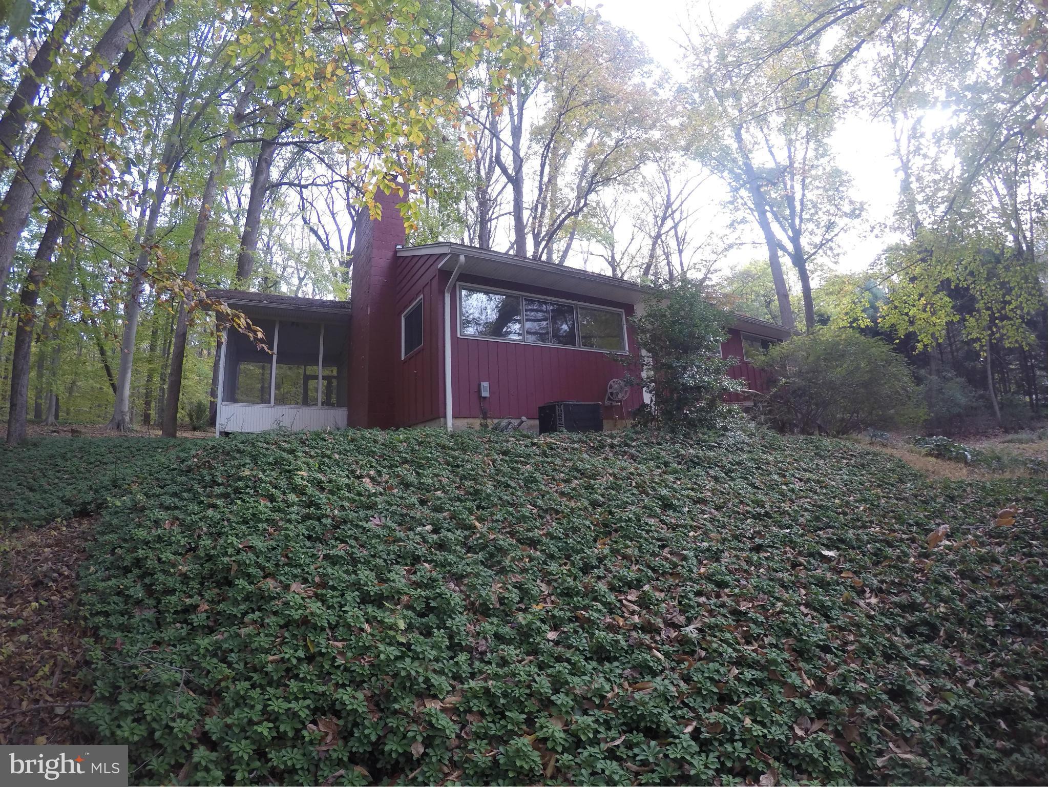 DOGWOOD HILL - Residential Lease