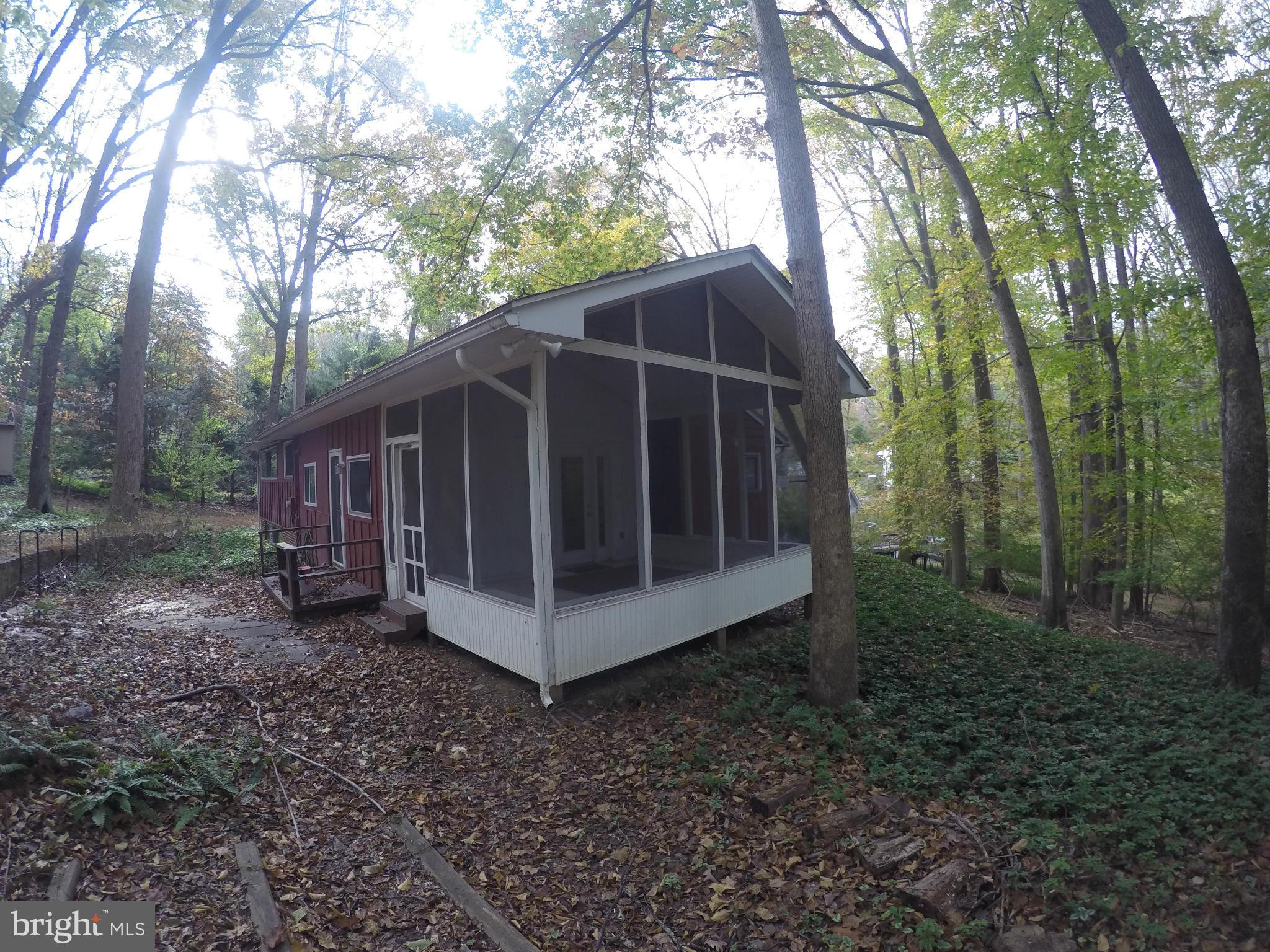 DOGWOOD HILL - Residential Lease