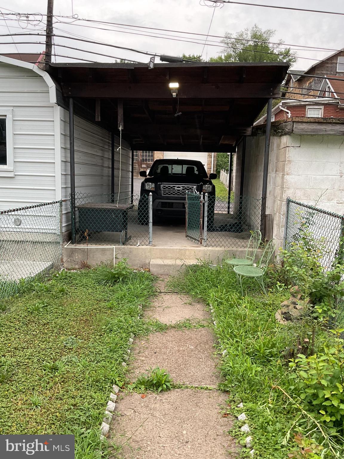 ASHLAND - Residential Lease