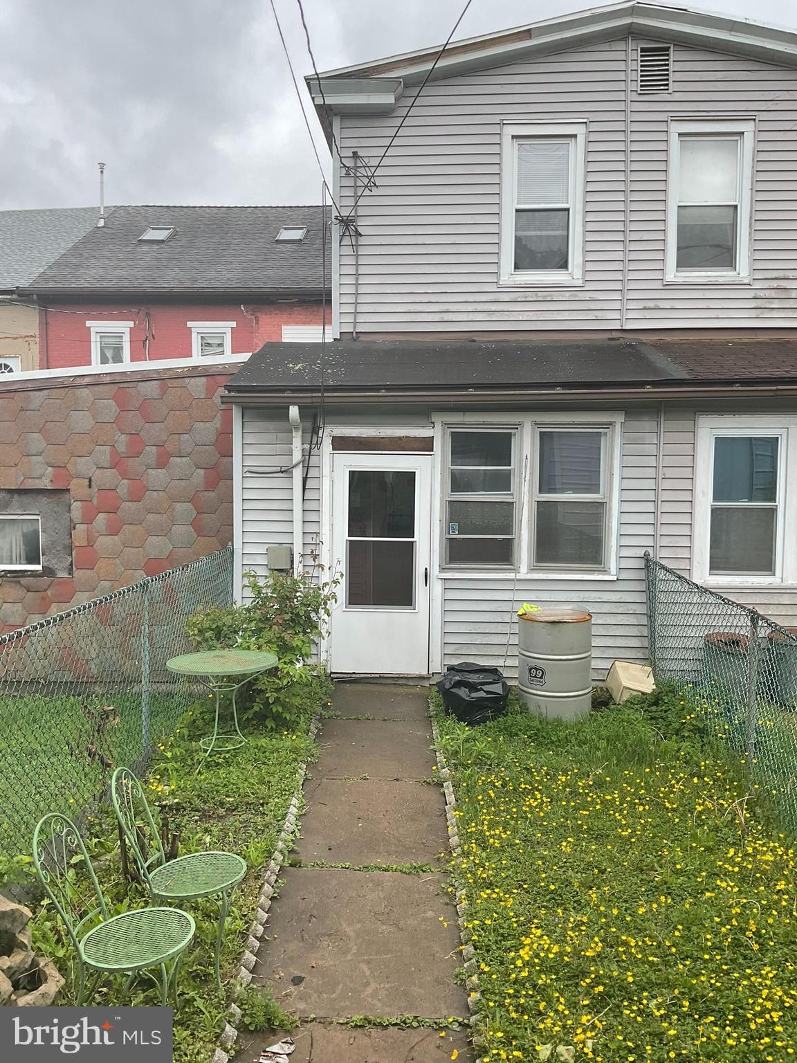 ASHLAND - Residential Lease