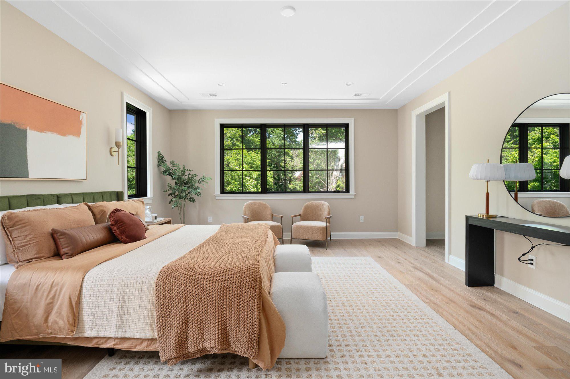 FOREST HILLS - Residential