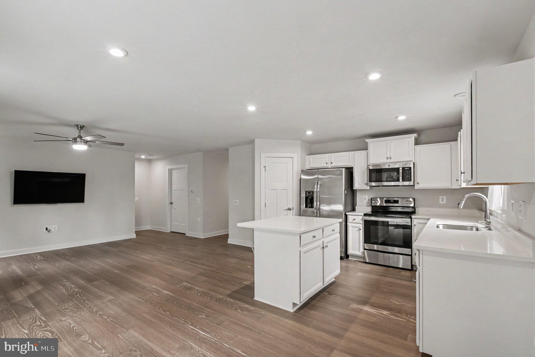 8914 PENRITH DRIVE