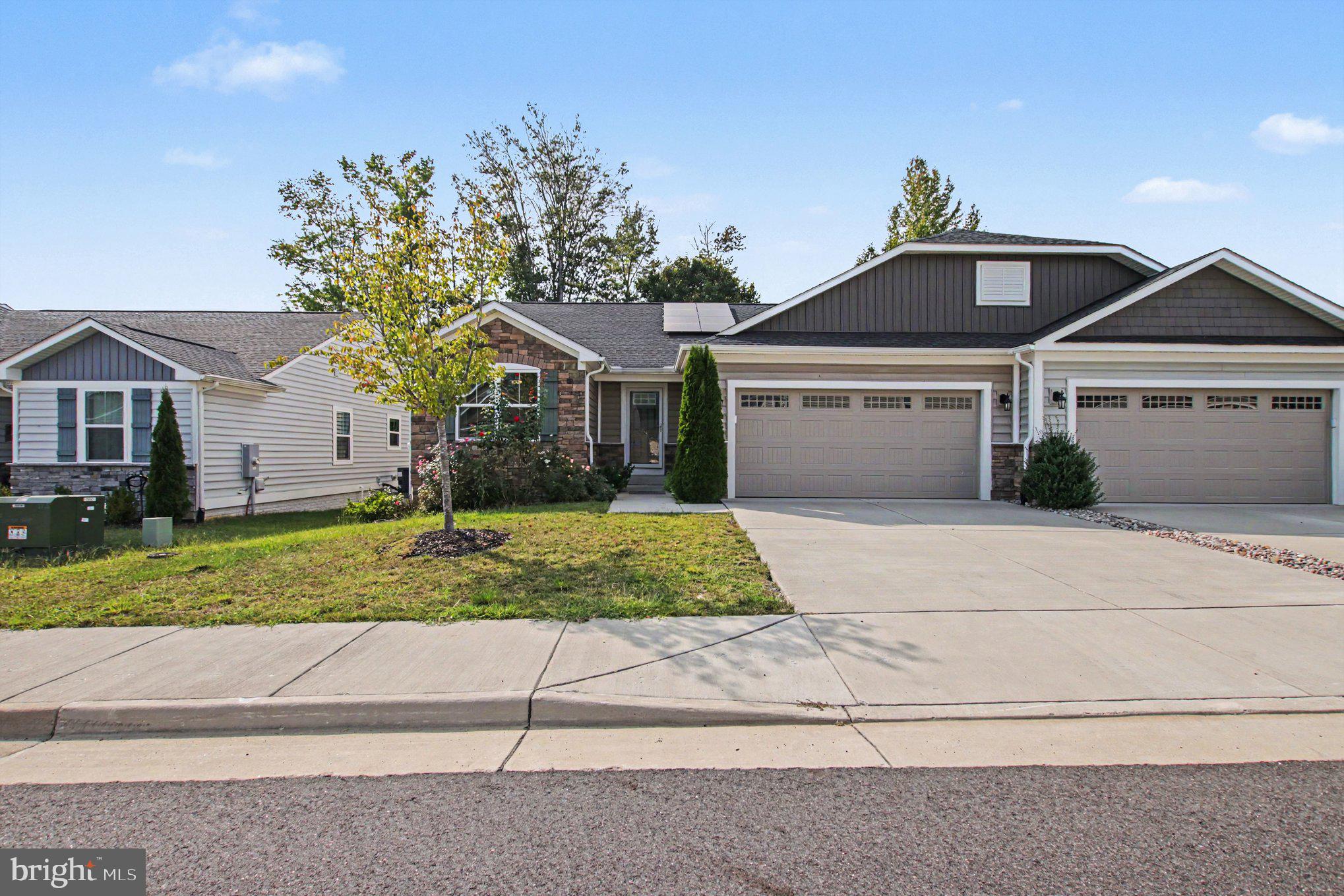 8914 PENRITH DRIVE