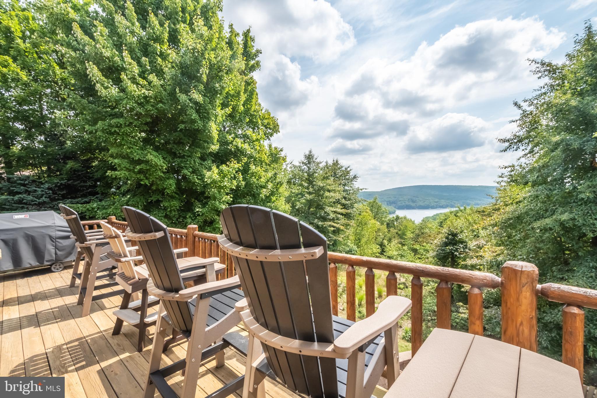 DEEP CREEK HIGHLANDS - Residential