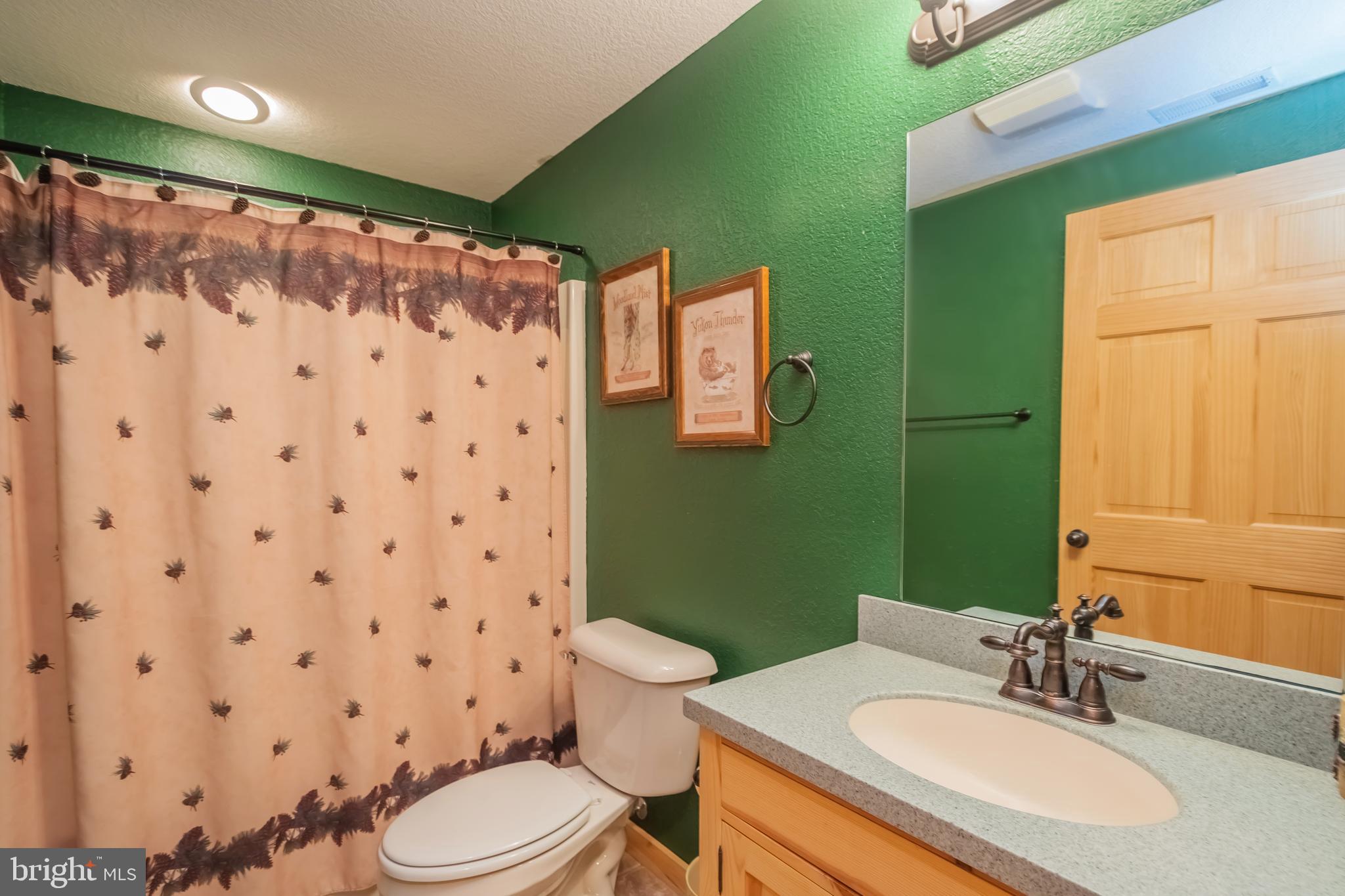 DEEP CREEK HIGHLANDS - Residential