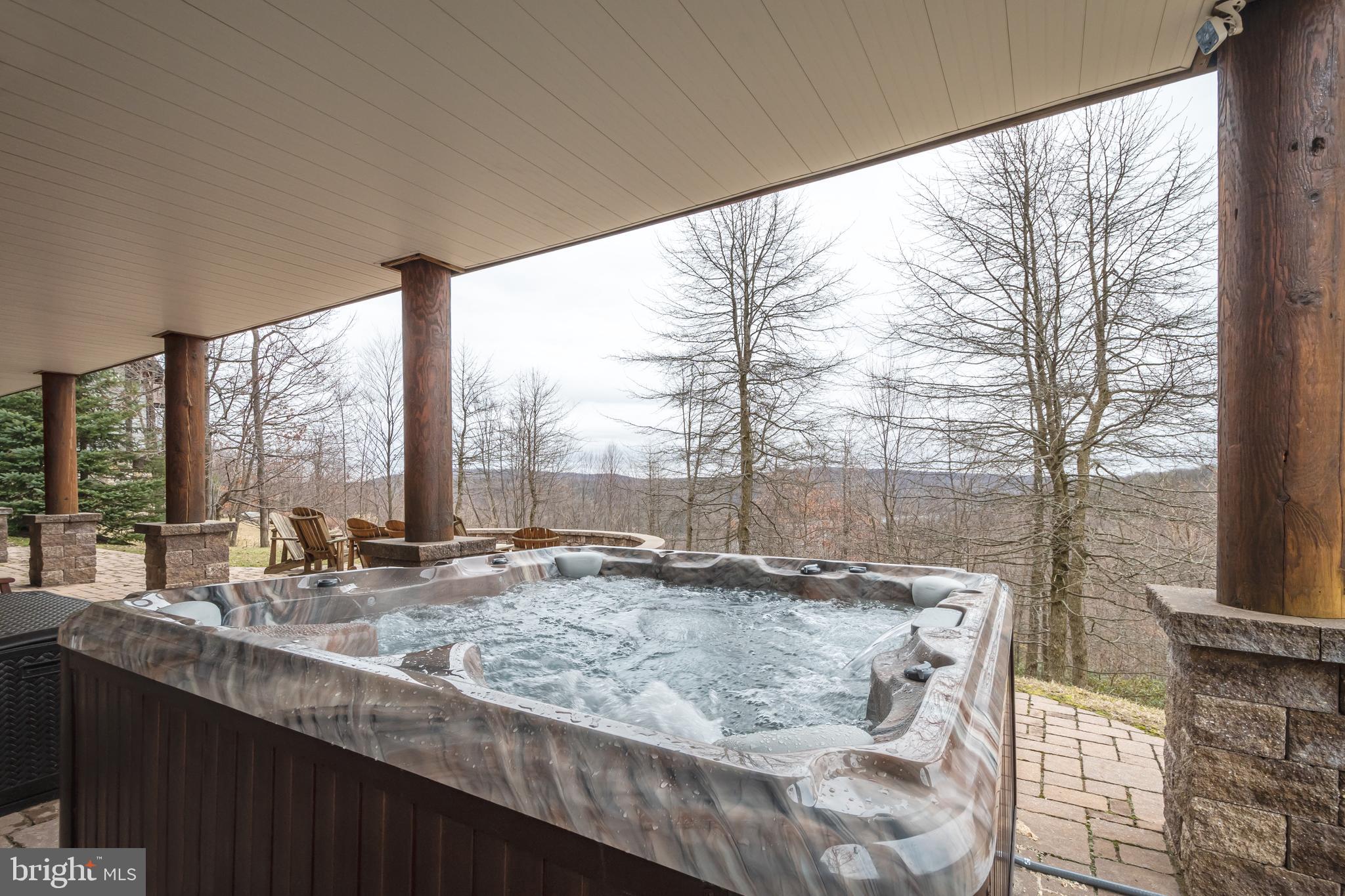 DEEP CREEK HIGHLANDS - Residential