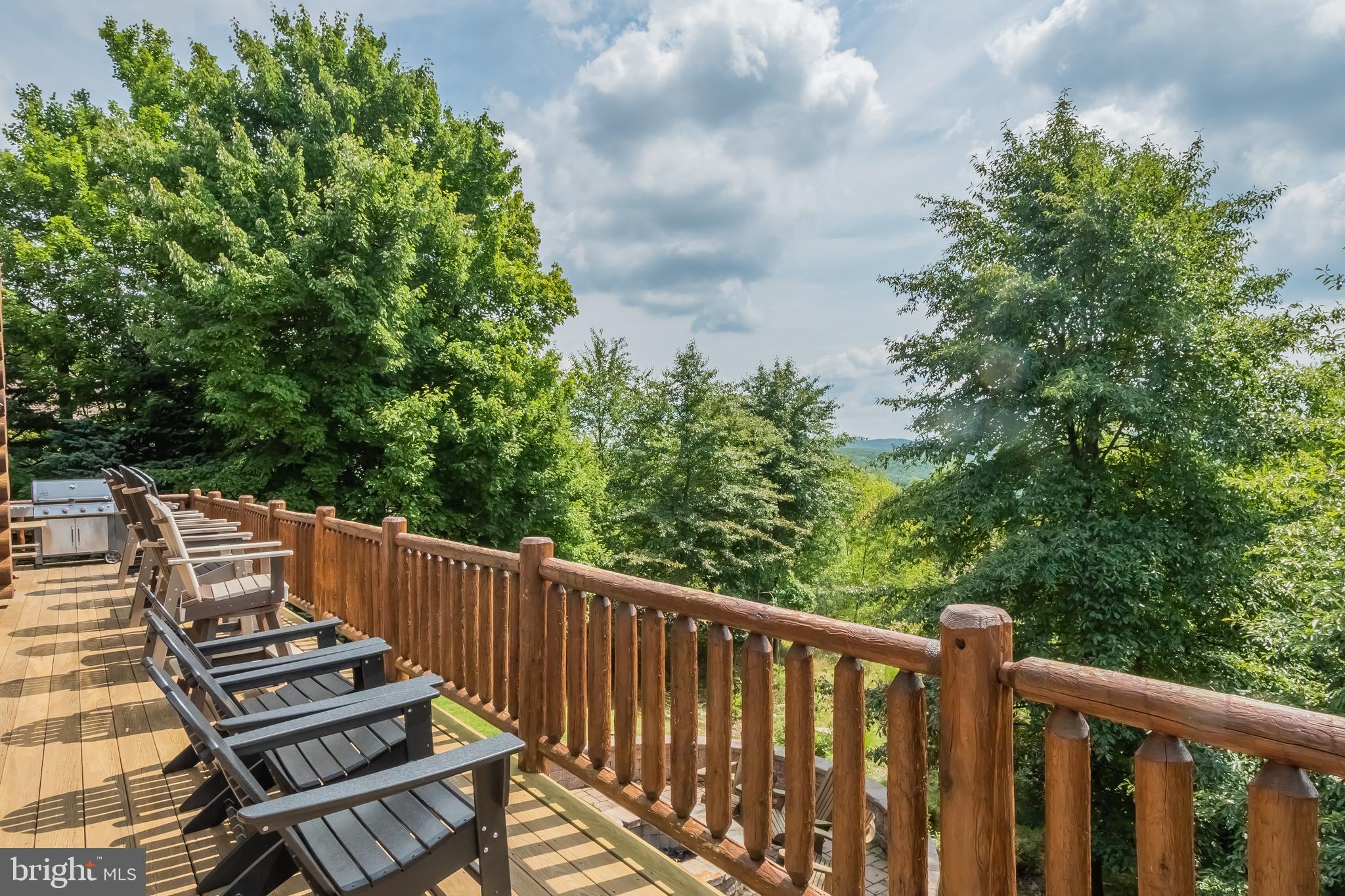 DEEP CREEK HIGHLANDS - Residential