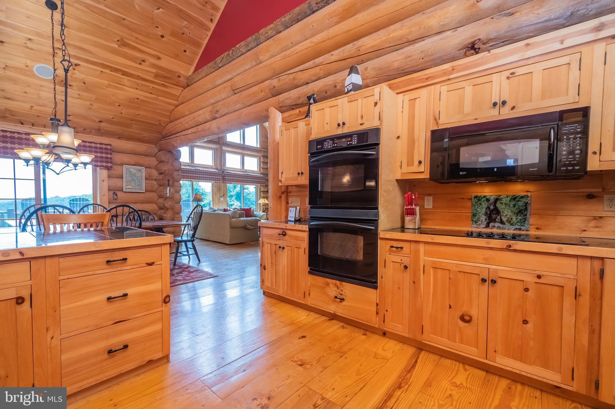 DEEP CREEK HIGHLANDS - Residential