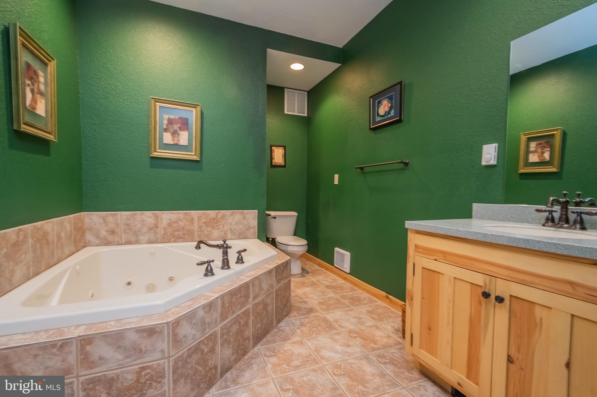 DEEP CREEK HIGHLANDS - Residential