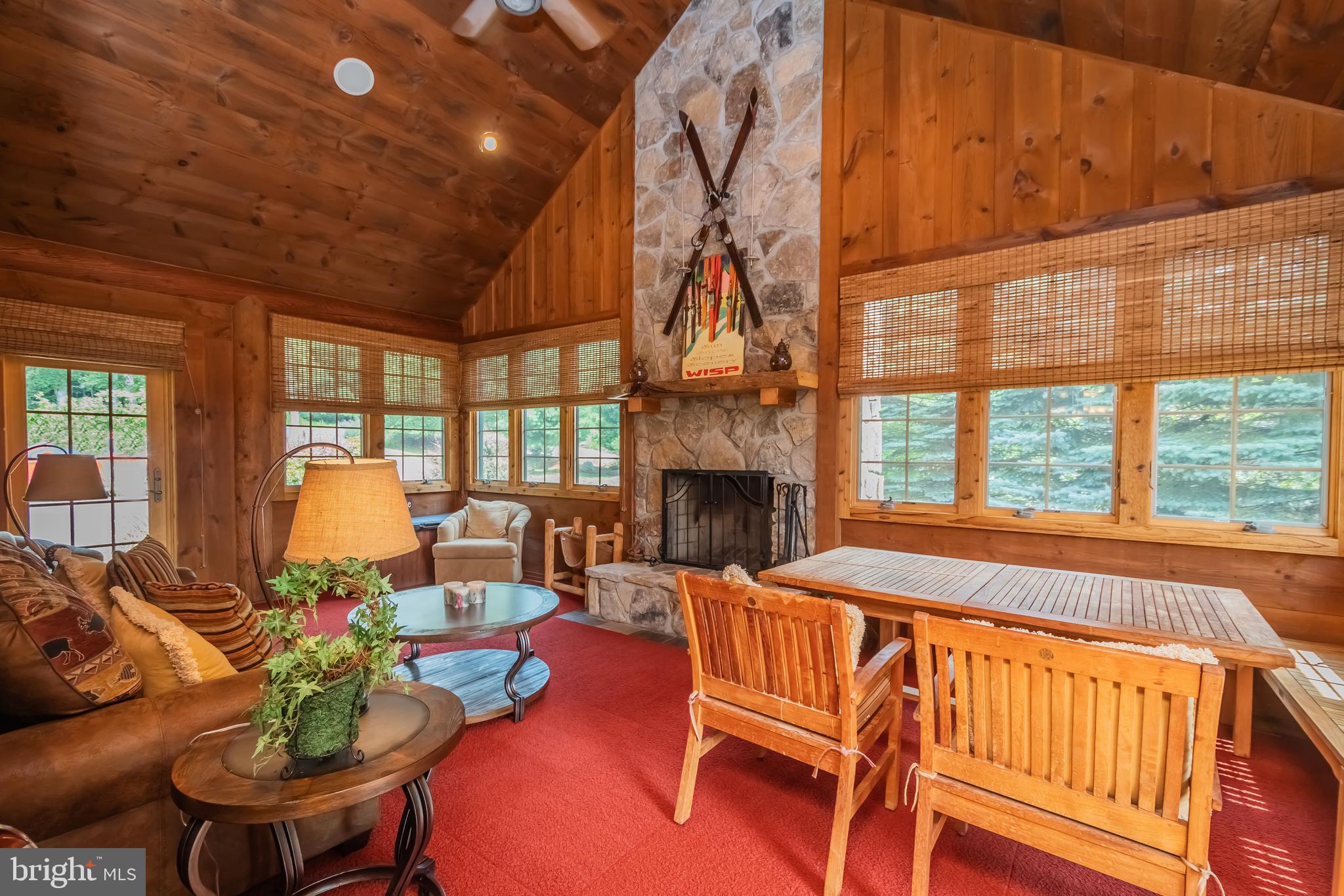 DEEP CREEK HIGHLANDS - Residential