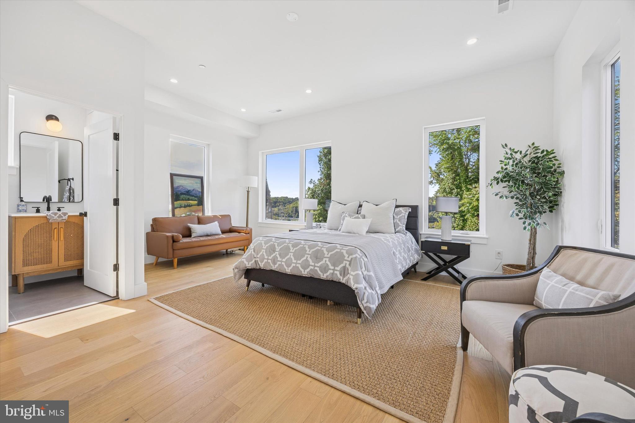 MANAYUNK - Residential