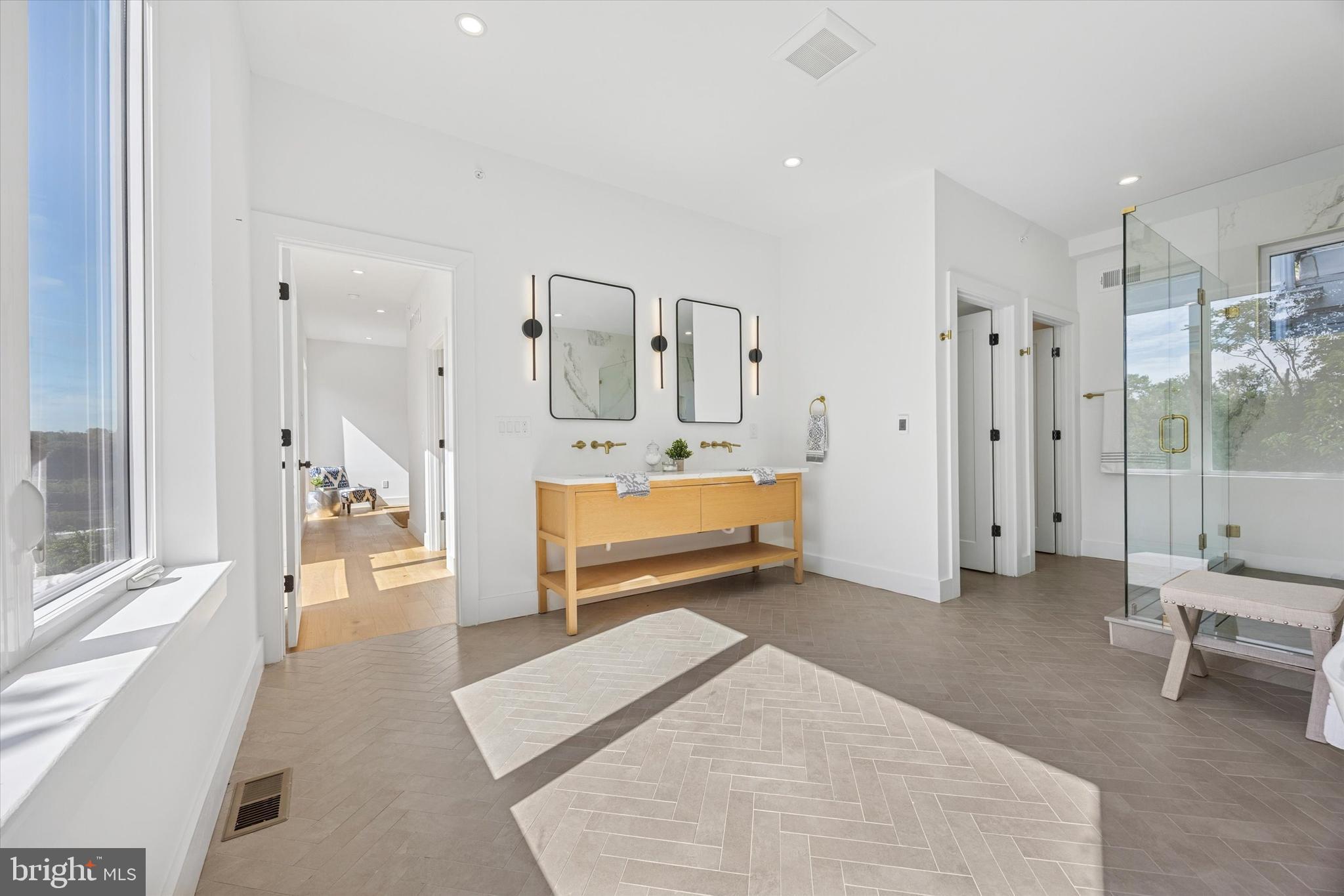 MANAYUNK - Residential