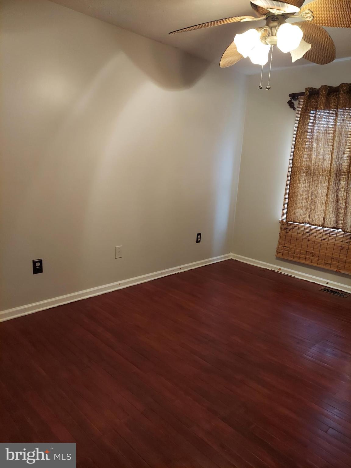 SHENANDOAH HILLS - Residential Lease