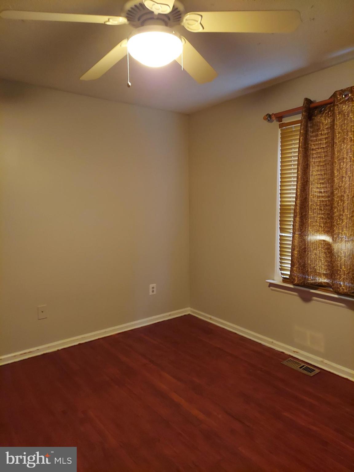 SHENANDOAH HILLS - Residential Lease