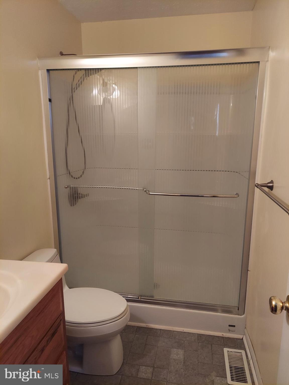 SHENANDOAH HILLS - Residential Lease