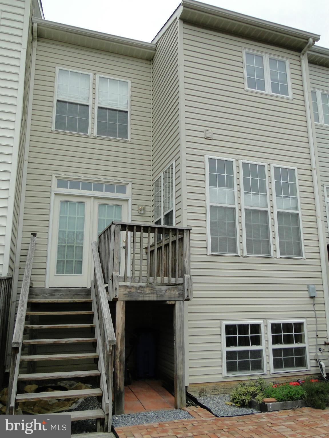 BALLENGER CROSSING - Residential Lease