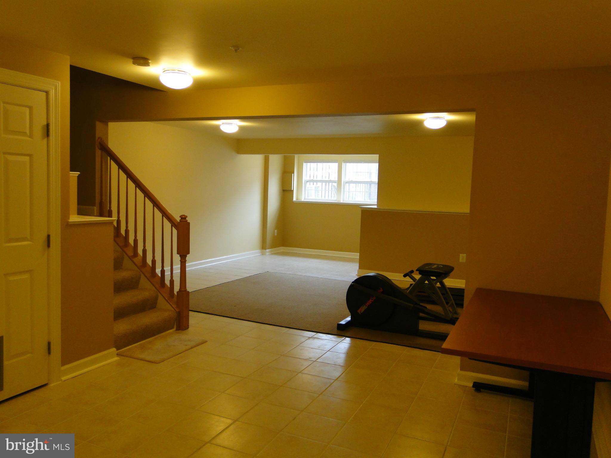 BALLENGER CROSSING - Residential Lease