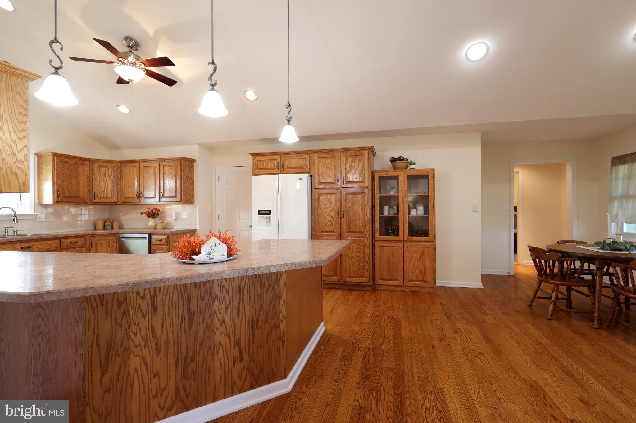 GLEN ACRES - Residential