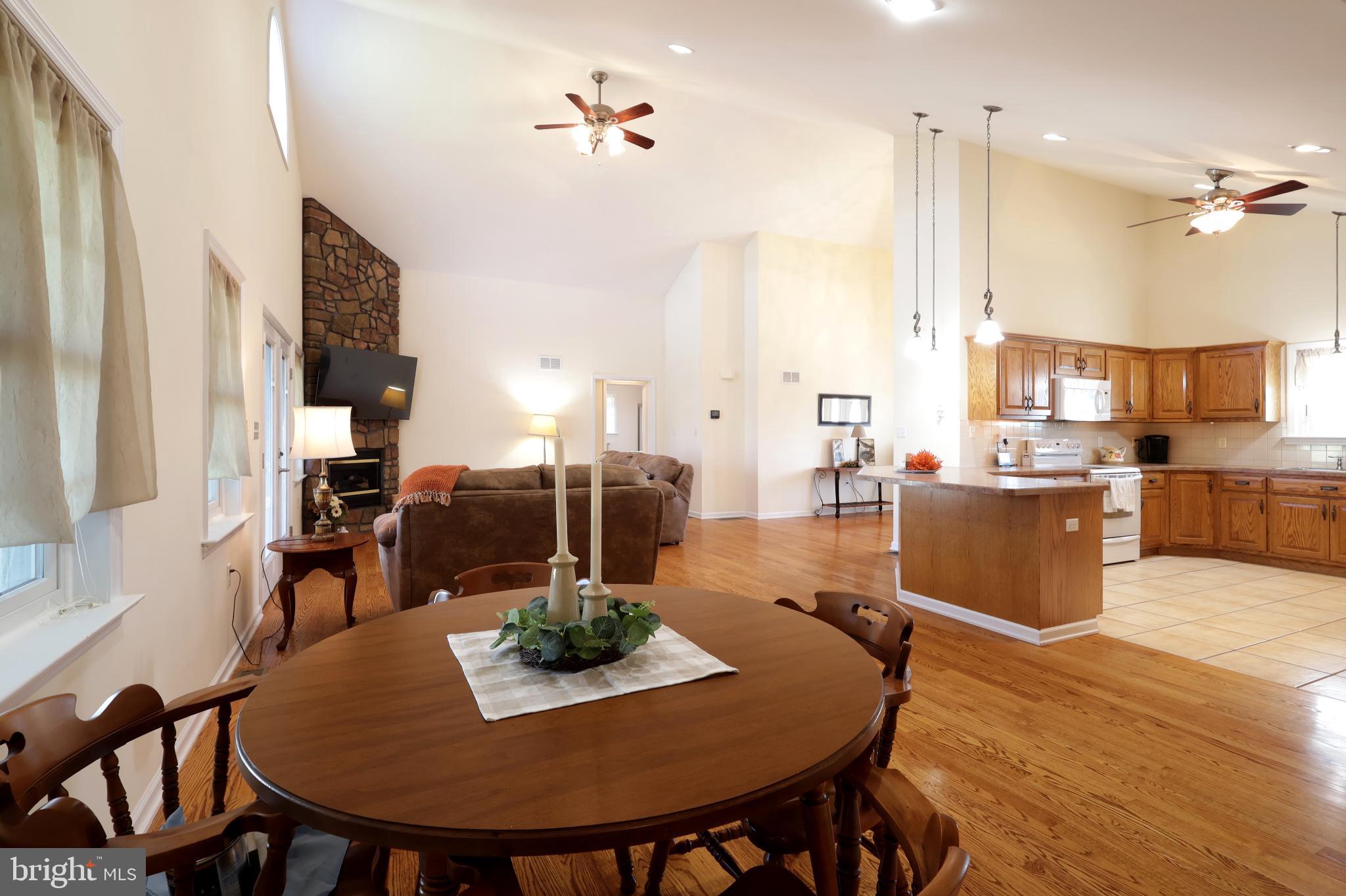 GLEN ACRES - Residential