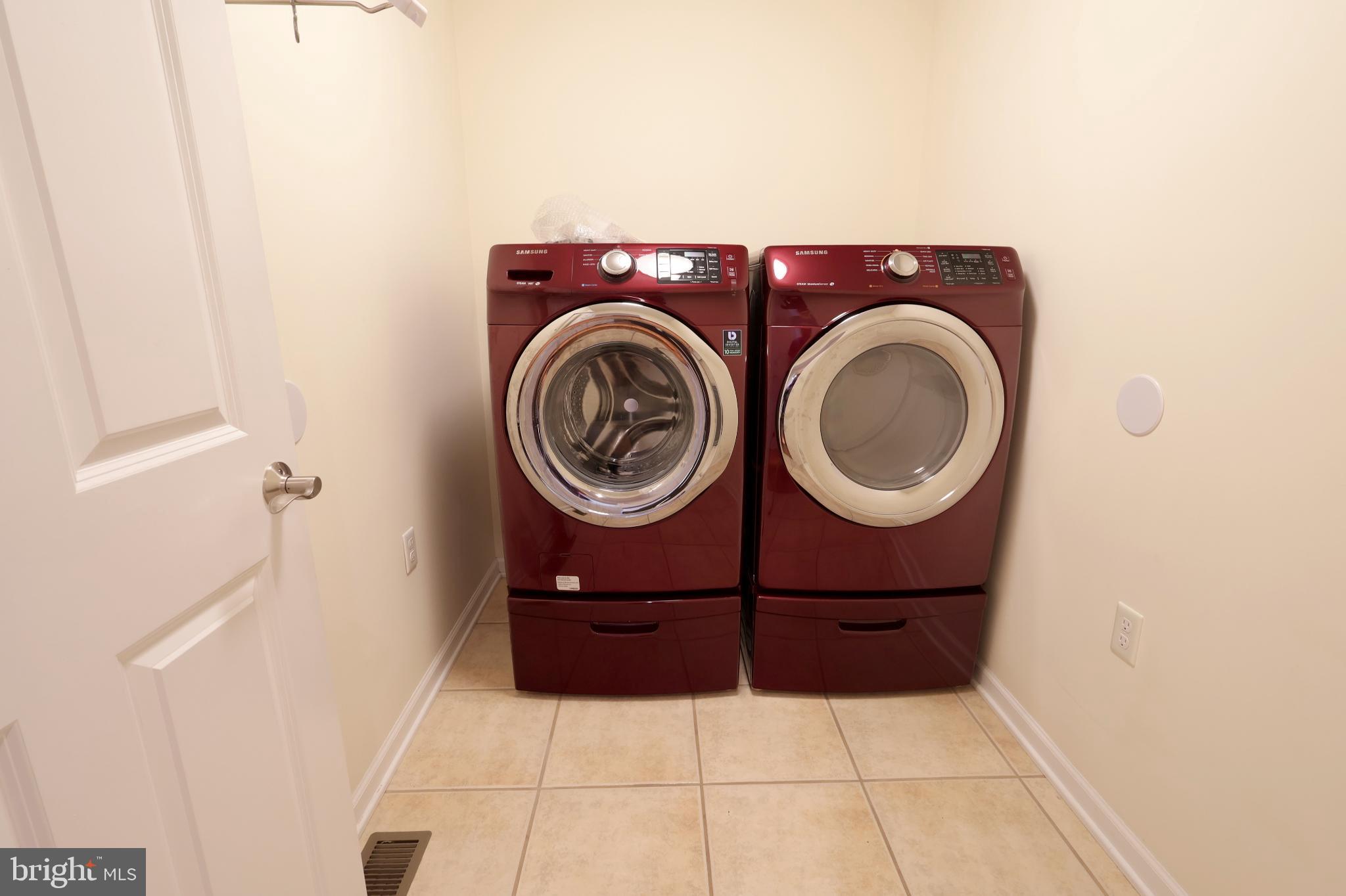 GLEN ACRES - Residential